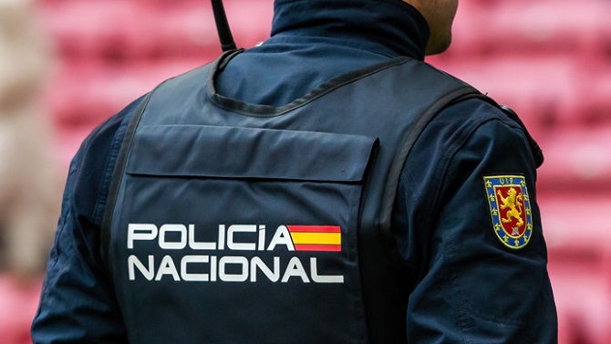 La Policía Nacional arresta a un tercer hombre por agredir a un hincha de España en Bilbao