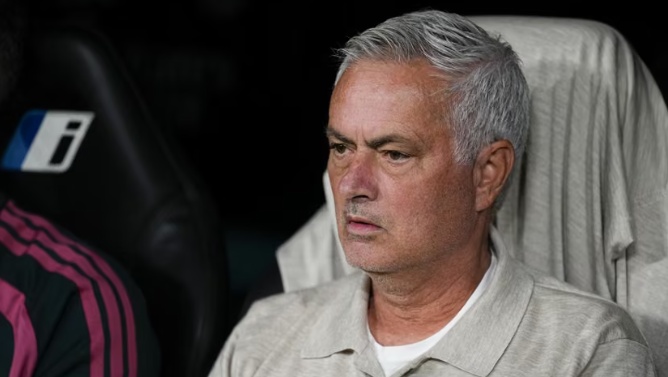 Mourinho pide el Balón de Oro para Mbappé pero