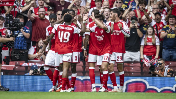 El Arsenal de Arteta arrasa al Manchester City y alza la Community Shield, la Supercopa inglesa