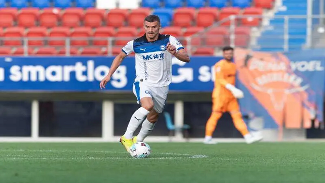 El Alavés despide a Nikola Maras por 