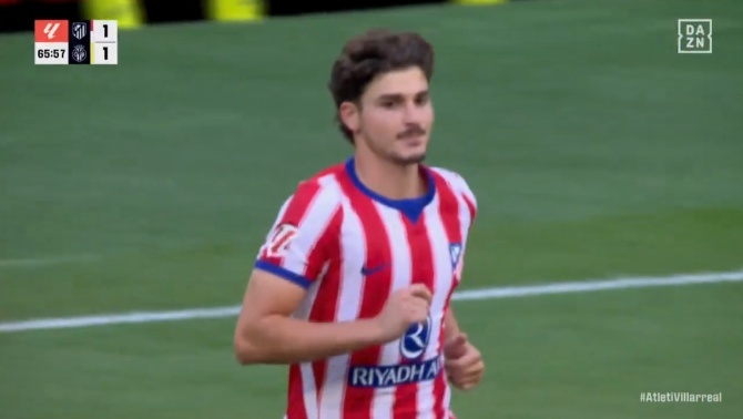 El Metropolitano pitó a Julián Álvarez cuando sonó su nombre y cuando entró al campo