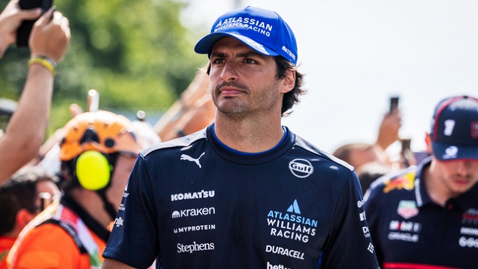 El español Carlos Sainz renueva con el equipo Williams con un contrato plurianual