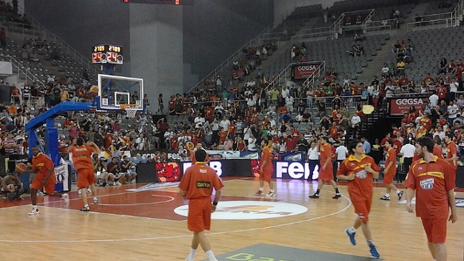 Los terremotos impiden la disputa de partidos en el Palacio de los Deportes de Granada