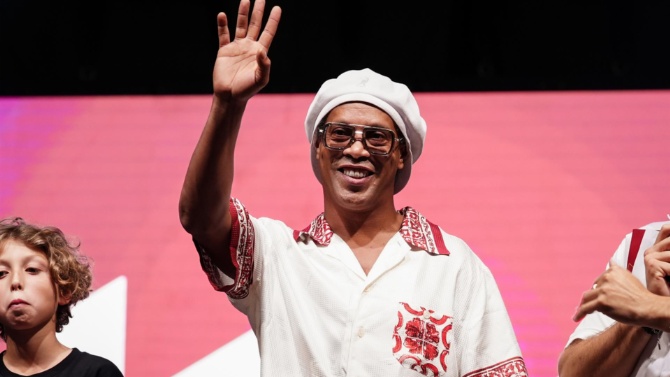 Ronaldinho, de 46 años, ficha por el Ravenna FC, equipo de la tercera división italiana