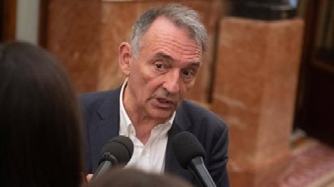 IU insta al Gobierno a actuar para que el Rayo reembolse los abonos si se 'muda' a Burgos