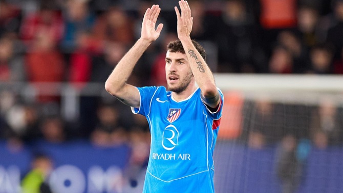 El lateral italiano Matteo Ruggeri se marcha del Atlético y ficha por el Aston Villa