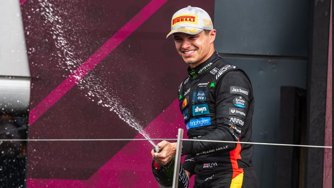 Norris bate a los Mercedes en Zandvoort; Alonso termina noveno y Sainz decimosexto