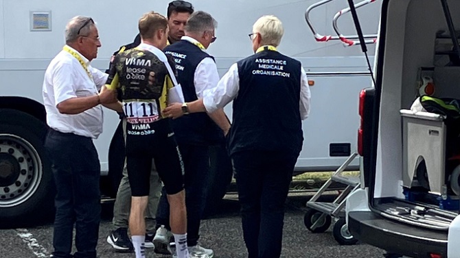 El danés Jonas Vingegaard no volverá a competir en 2026 por la fractura de clavícula del Tour