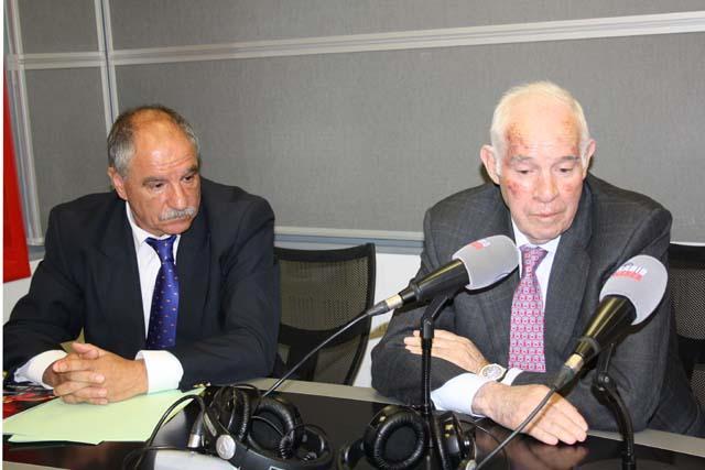 Zambrano en una imagen de archivo con el a&ntilde;orado Luis Aragon&eacute;s