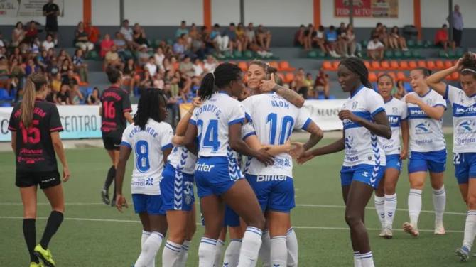 Imagen de archivo / las jugadoras del UDG Tenerife, en un partido | @UDGTenerife Imagen de archivo / las jugadoras del UDG Tenerife, en un partido | @UDGTenerife