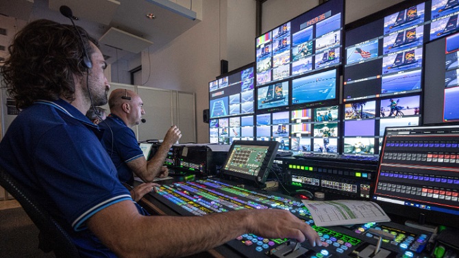 F: https://www.americascup.com