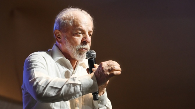 Lula sanciona una ley que impulsa la profesionalización del fútbol femenino en Brasil