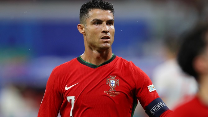 Cristiano abandona la concentración de la selección molesto con el seleccionador