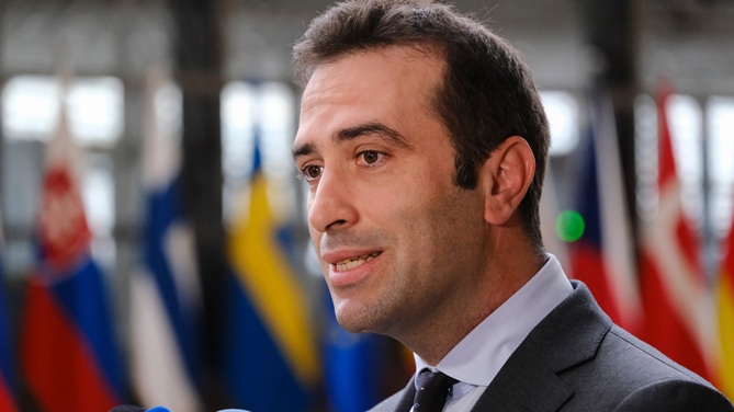 Carlos Cuerpo, Ministro de Econom&iacute;a  /  Shutterstock