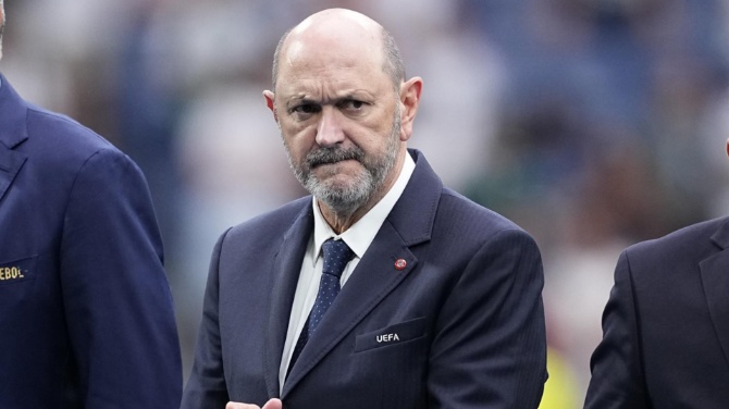 Louzán considera un error no haber cerrado en su día la sede de la final 2030 pero es optimista