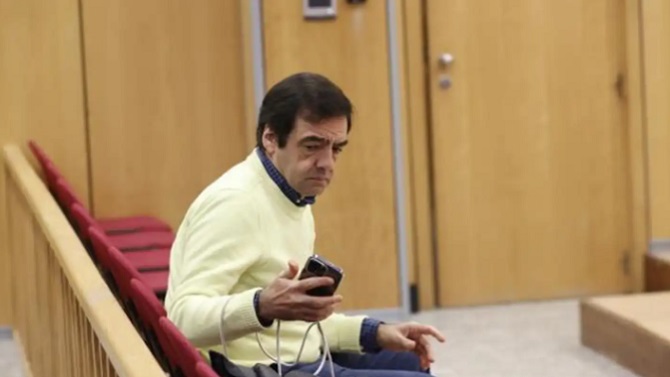 La Audiencia de Gipuzkoa rebaja la condena por calumnias a Badiola, expresidente de la Real