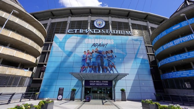 El Manchester City, encontrado culpable de más de 100 irregularidades financieras