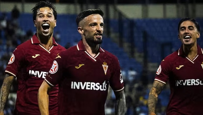 El Hércules presenta reclamación por alineación indebida de Javi Moreno con el Murcia