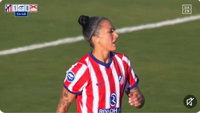 Jenni Hermoso vuelve a vestir la camiseta del Atlético siete años después y con triunfo