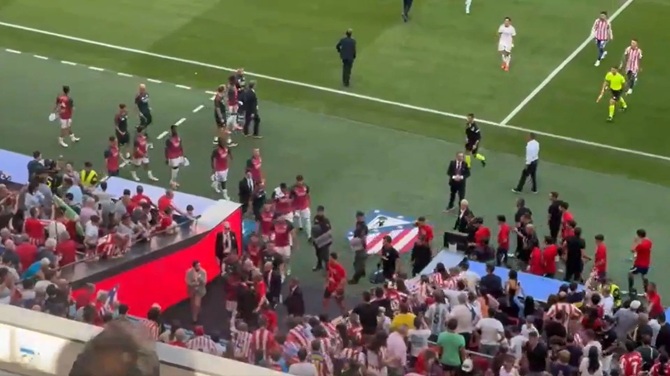 El lío del derbi en el túnel se salda con un partido a los ayudantes de Mourinho y Simeone