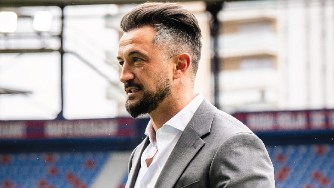 El Levante recurrirá ante la FIFA la inscripción de Akieme, que llegó fuera de plazo
