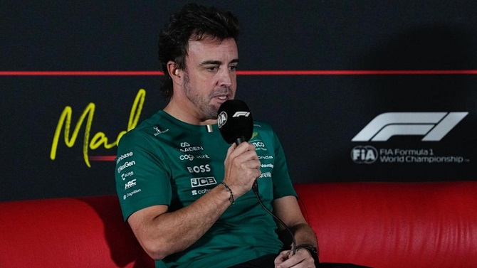 Fernando Alonso deja su futuro en el aire y asegura que no lo revelará