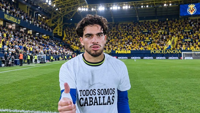 Duras críticas en Marruecos al bético Abde por lucir una camiseta de apoyo a Ceuta