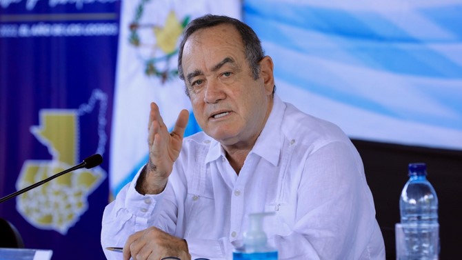 F: Twitter - @DrGiammattei