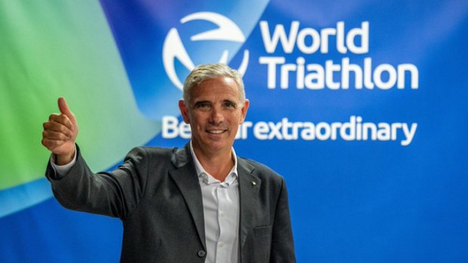 F: World Triathlon
