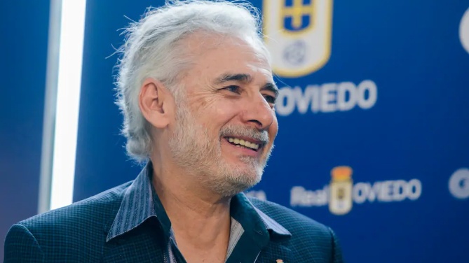 Jes&uacute;s Mart&iacute;nez durante un acto en el Carlos Tartiere (Real Oviedo).