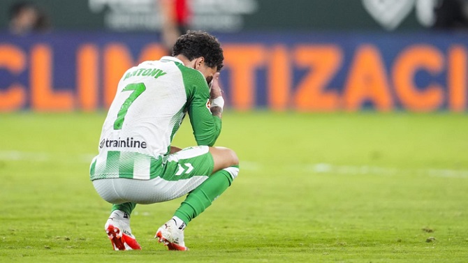 Roban en la casa de Antony durante el Betis-Oporto: 