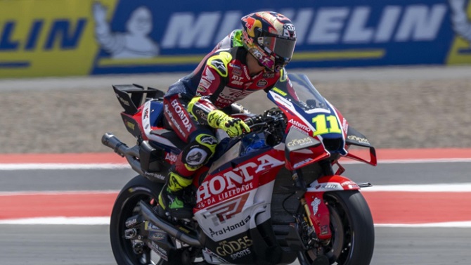 Honda asciende a Diogo Moreira a su equipo de fábrica en MotoGP y ficha a David Alonso para el satélite