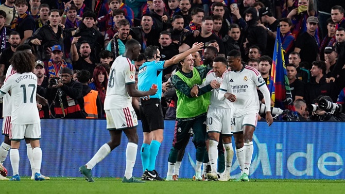 El Barça cierra su grada de animación ante el Alavés por 