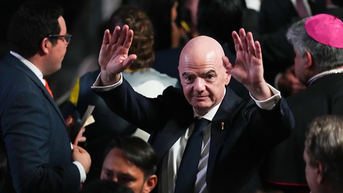 Infantino dice que nunca pensó en dimitir y que tiene el apoyo