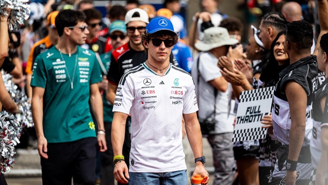 Kimi Antonelli aterrizó en el Gran Premio de México con la incertidumbre de un proceso viral