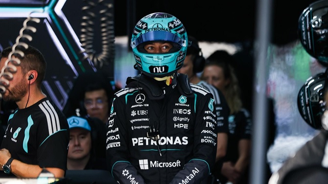 Russell saldrá desde la parte trasera de la parrilla en el GP de Singapur por cambiar su motor