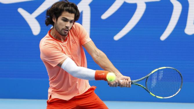 Carlos Alcaraz vence con autoridad a Lehecka y revalida su título en el ATP de Tokio