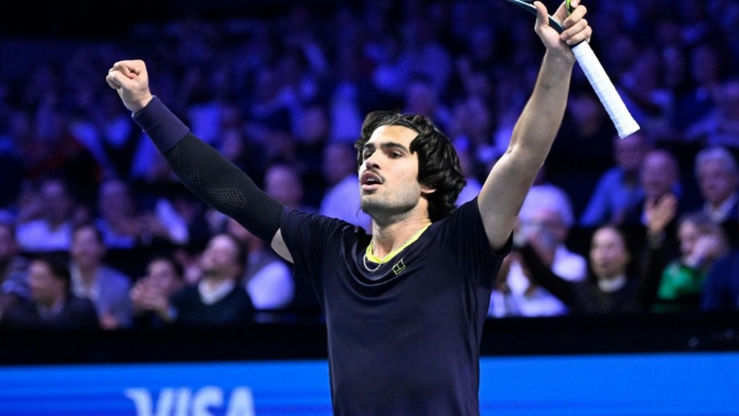 Carlos Alcaraz se impone a Tommy Paul y se mete en semifinales del torneo de Viena