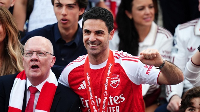 El Arsenal anuncia la renovación del técnico español Mikel Arteta hasta el año 2030