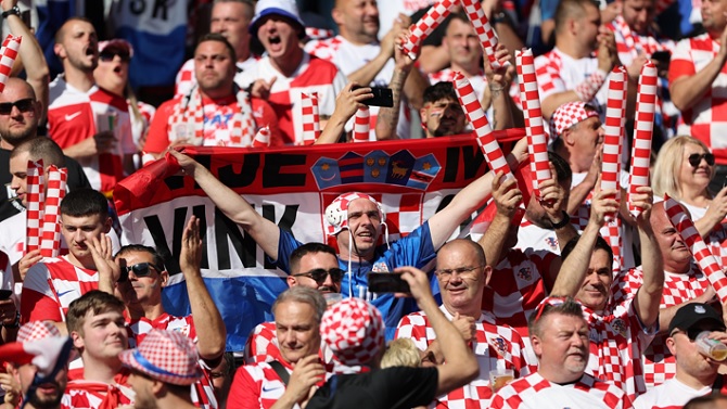 Croacia, sancionada por el comportamiento de sus seguidores en el partido ante España