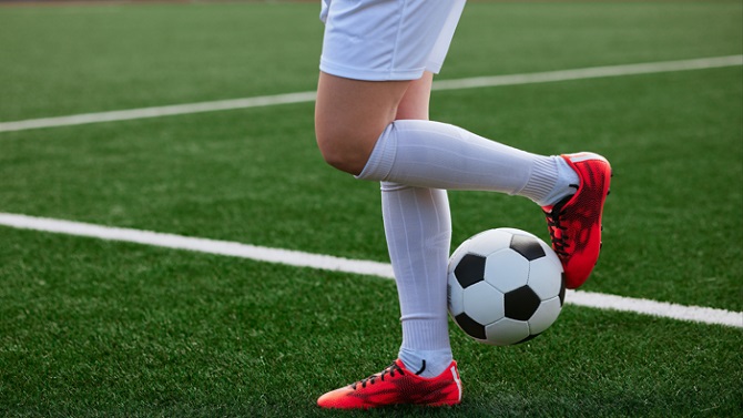 Casi la mitad de las futbolistas se plantea dejarlo por salud mental, según FIFPRO