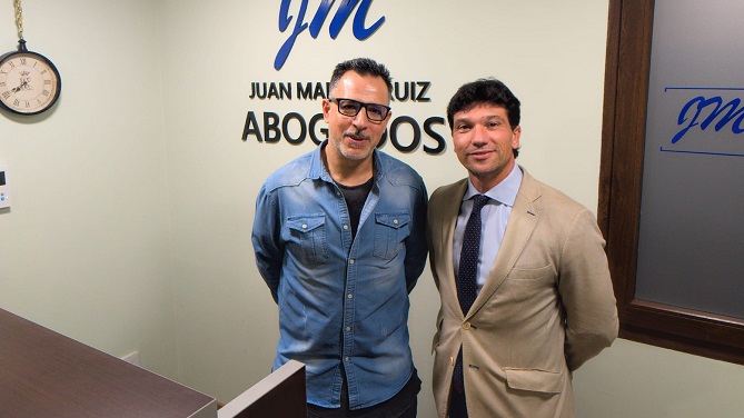 El juzgado condena a la Federación Cántabra a readmitir o indemnizar al director deportivo
