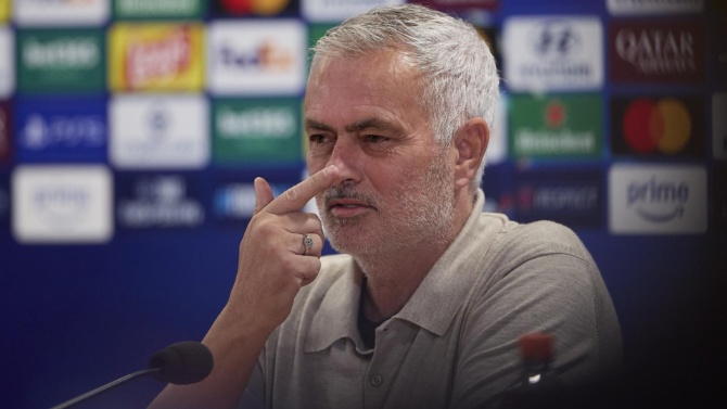 Mourinho, molesto porque se notificara la sanción a Vinícius antes del partido contra la Roma