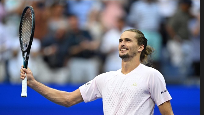 El alemán Alexander Zverev se asegura finalizar la temporada como número uno