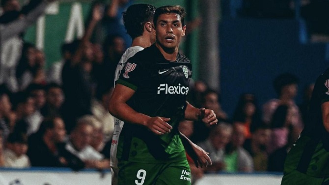 Disciplina rechaza la denuncia del Pinatar contra el Elche por alineación indebida