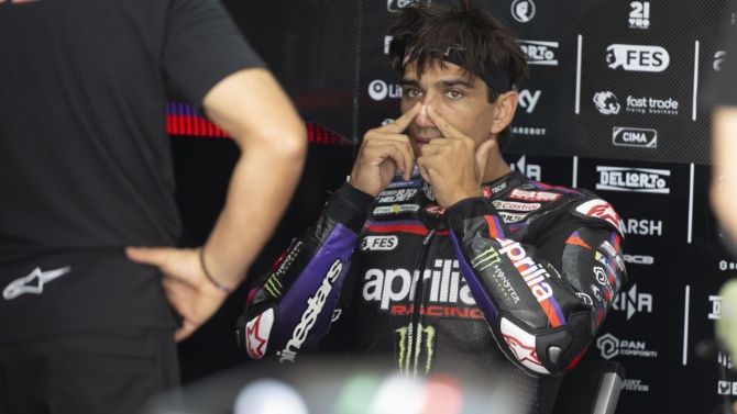 Jorge Martín abandona, Pedro Acosta gana la sprint y Marc Márquez es más líder del Mundial