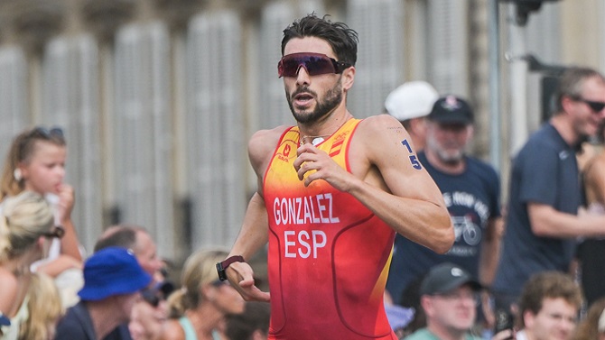 Alberto González conquista la victoria en la Copa del Mundo de Tongyeong