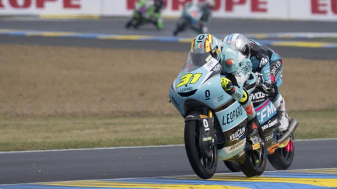 Apelación da la razón al Leopard Racing y devuelve los puntos a Adrián Fernández en Moto3