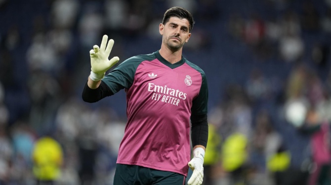 El Real Madrid pierde a su principal activo, Courtois, para el Clásico por un proceso gripal