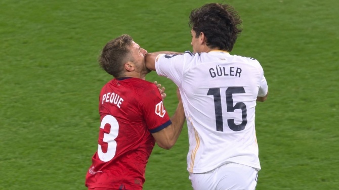 El Sevilla habla de robo para calificar la actuación arbitral este domingo en el Bernabéu